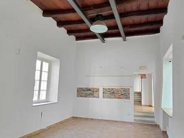 Locale Commerciale in affitto a Comunità Montana Valli del Verbano, Luino