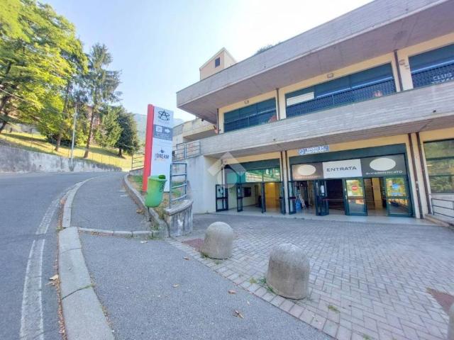 Locale Commerciale in affitto a Comunità montana della valle Trompia, Lumezzane