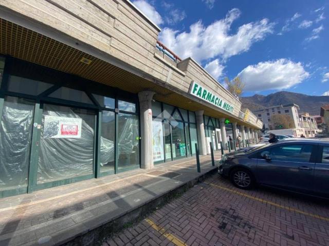 Locale Commerciale in affitto a Comunità montana della valle Trompia, Lumezzane