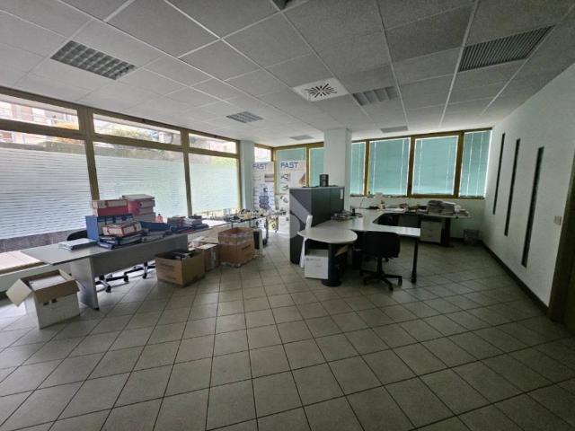 Locale Commerciale in affitto a Comunità montana della valle Trompia, Lumezzane