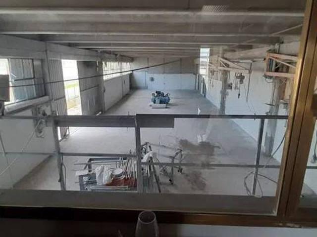 Locale Commerciale in affitto a Dogana, Luni