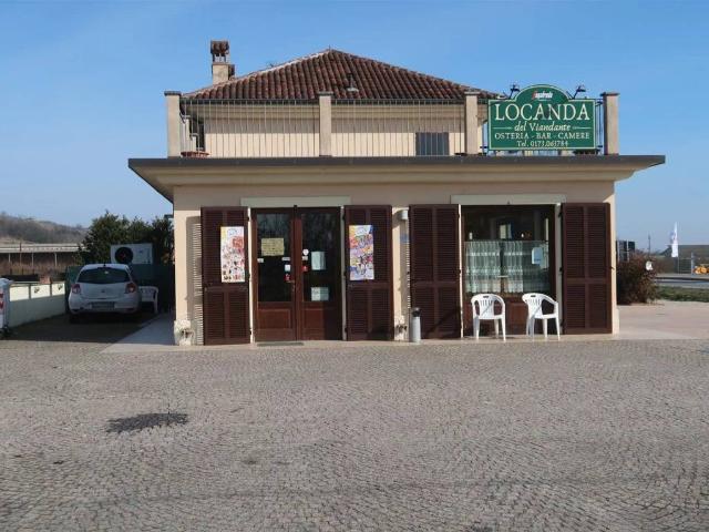 Locale Commerciale in affitto a Piemonte, Cuneo