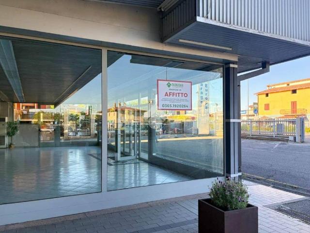 Locale Commerciale in affitto a Crociale, Manerba Del Garda