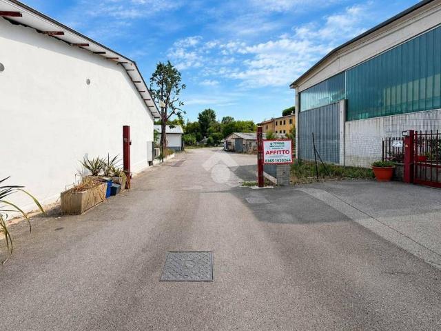 Locale Commerciale in affitto a Crociale, Manerba Del Garda