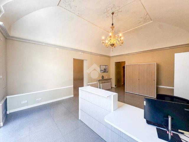 Locale Commerciale in affitto a Manerbio, Lombardia