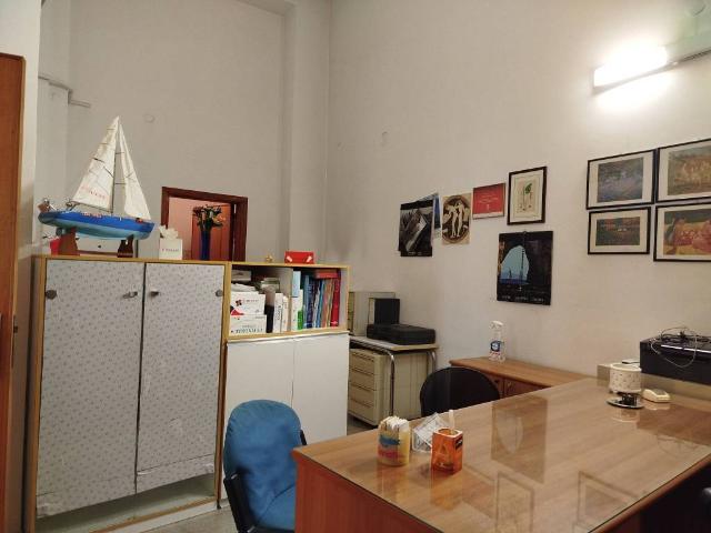Locale Commerciale in affitto a Puglia, Foggia