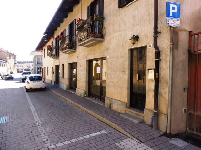 Locale Commerciale in affitto a Piemonte, Cuneo