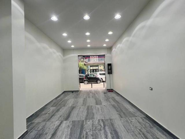 Locale Commerciale in affitto a Marano Di Napoli, Campania