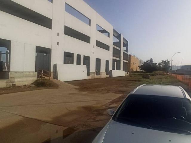 Locale Commerciale in affitto a Zona Industriale Marcianise Nord, Marcianise