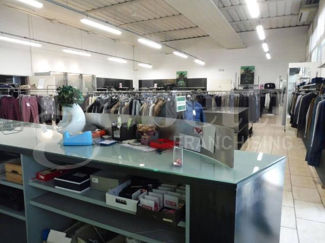 Locale Commerciale in affitto a Marostica, Veneto