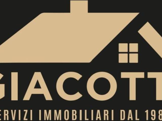 Locale Commerciale in affitto a Marsan, Marostica