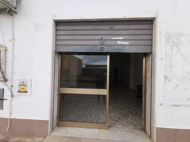 Locale Commerciale in affitto a Marsala, Sicilia