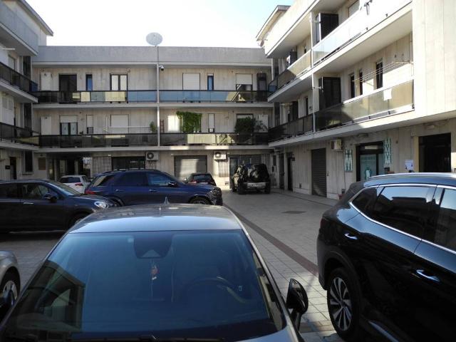 Locale Commerciale in affitto a Puglia, Taranto