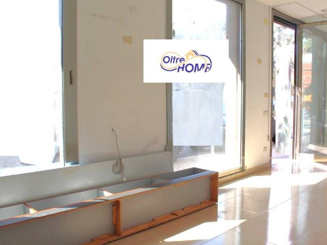 Locale Commerciale in affitto a Mascali, Sicilia
