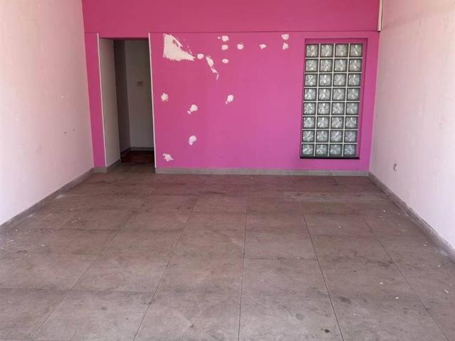 Locale Commerciale in affitto a Sciara, Mascalucia