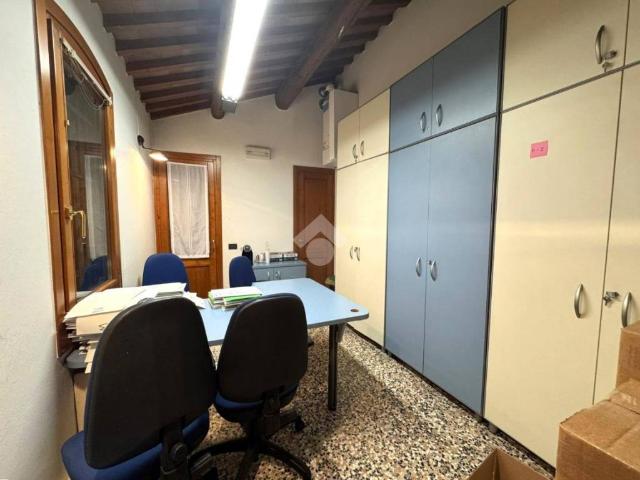 Locale Commerciale in affitto a Maserà Di Padova, Veneto
