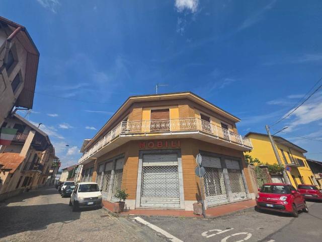 Locale Commerciale in affitto a Piemonte, Torino