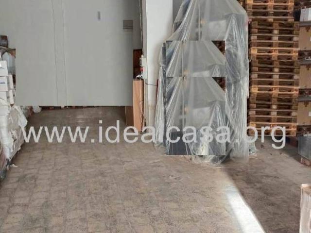 Locale Commerciale in affitto a Mazara Del Vallo, Sicilia