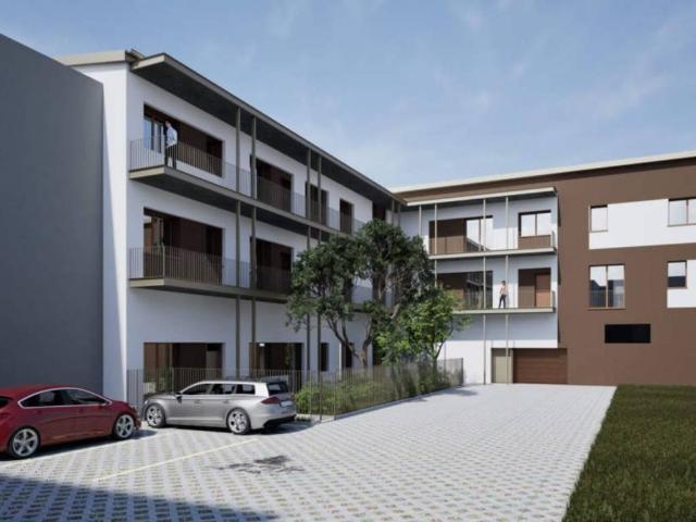 Locale Commerciale in affitto a Colombera, Meda
