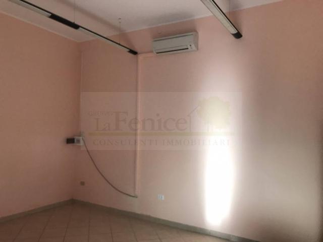 Locale Commerciale in affitto a Medole, Lombardia