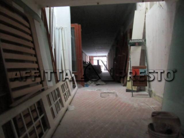 Locale Commerciale in affitto a Unione di Comuni della Romagna Forlivese, Meldola
