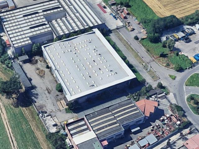 Locale Commerciale in affitto a Melegnano, Lombardia