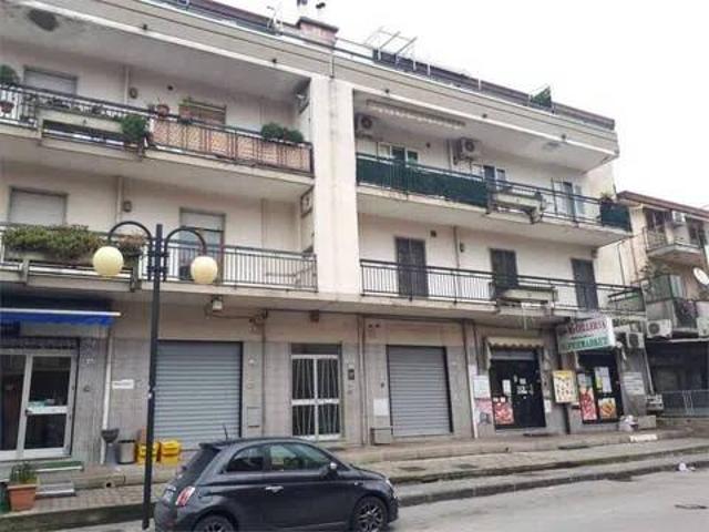 Locale Commerciale in affitto a Mercato San Severino, Campania