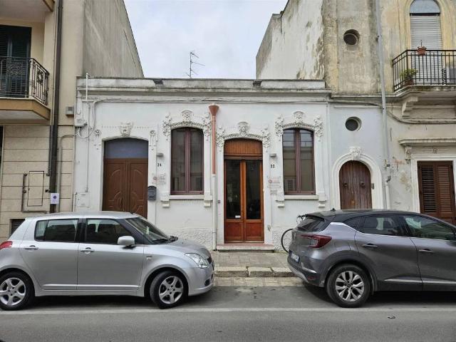 Locale Commerciale in affitto a Puglia, Brindisi