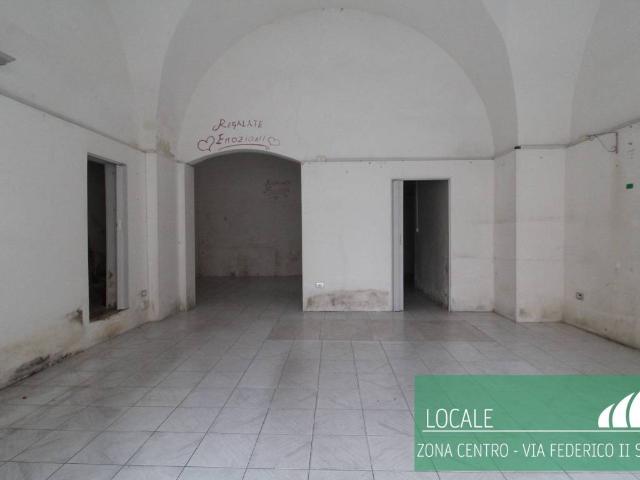 Locale Commerciale in affitto a Puglia, Brindisi