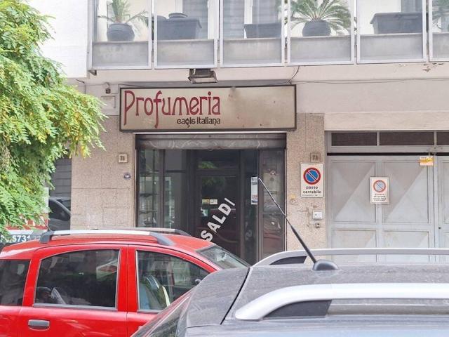 Locale Commerciale in affitto a IV Circoscrizione, Messina