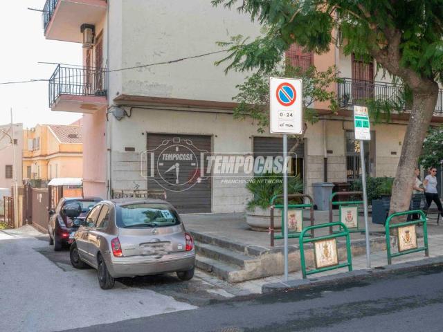 Locale Commerciale in affitto a II Circoscrizione, Messina