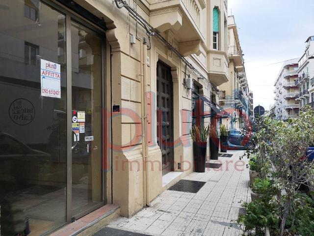 Locale Commerciale in affitto a IV Circoscrizione, Messina
