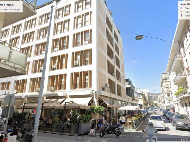 Locale Commerciale in affitto a IV Circoscrizione, Messina