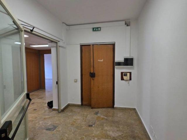 Locale Commerciale in affitto a IV Circoscrizione, Messina