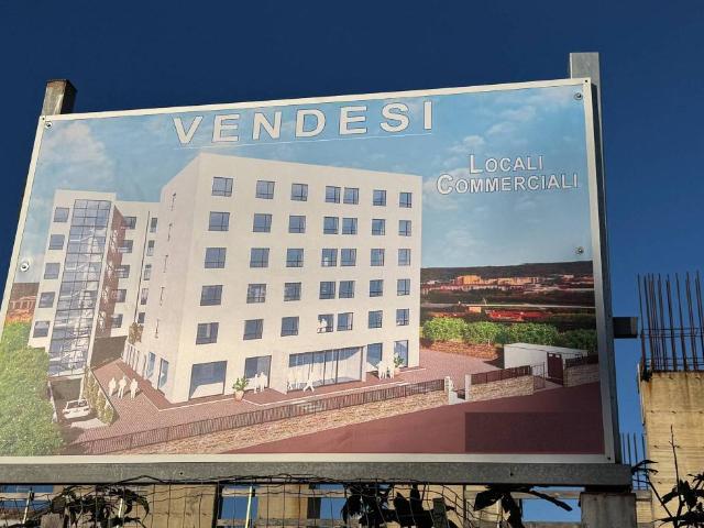 Locale Commerciale in affitto a I Circoscrizione, Messina