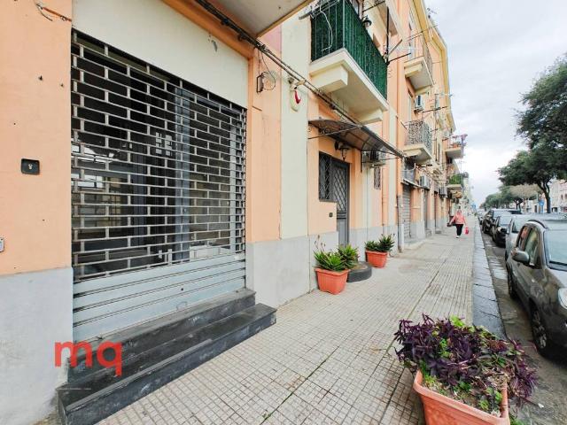Locale Commerciale in affitto a III Circoscrizione, Messina