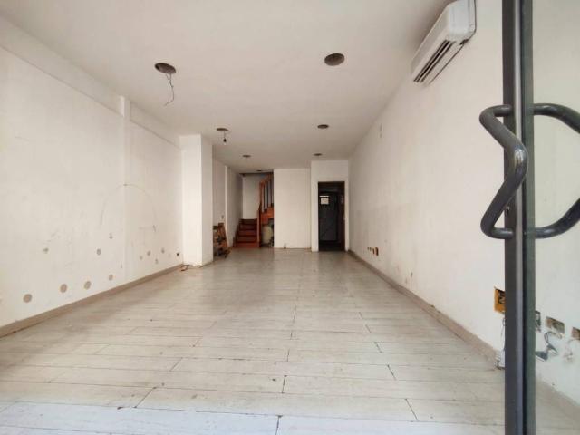 Locale Commerciale in affitto a IV Circoscrizione, Messina