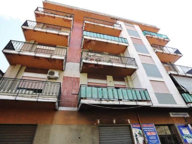 Locale Commerciale in affitto a III Circoscrizione, Messina