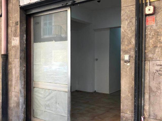 Locale Commerciale in vendita a IV Circoscrizione, Messina