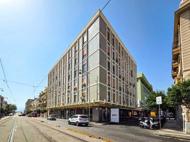 Locale Commerciale in affitto a IV Circoscrizione, Messina