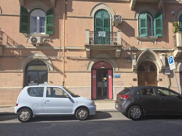 Locale Commerciale in affitto a IV Circoscrizione, Messina