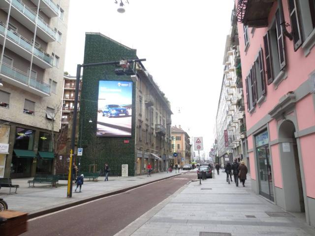 Locale Commerciale in affitto a Municipio 1, Milano