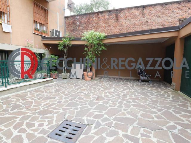Locale Commerciale in affitto a Villapizzone, Milano