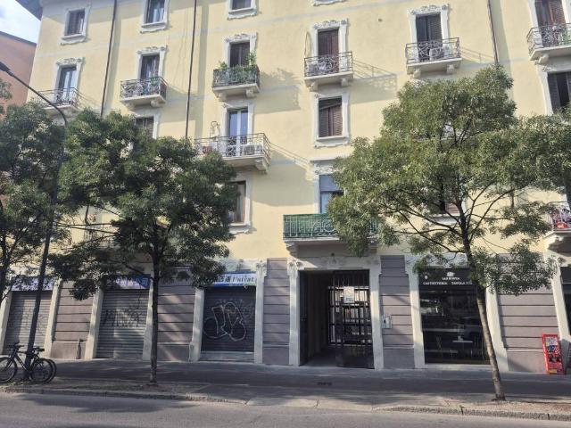 Locale Commerciale in affitto a Villapizzone, Milano