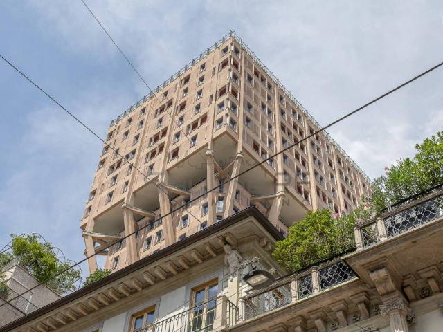 Locale Commerciale in affitto a Milano