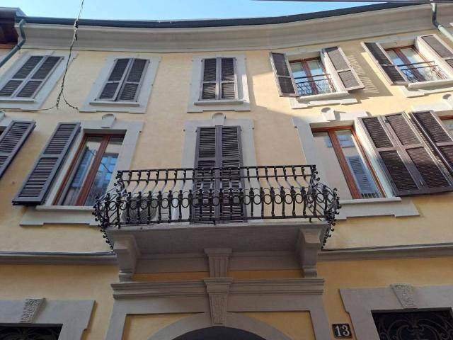 Locale Commerciale in affitto a Milano