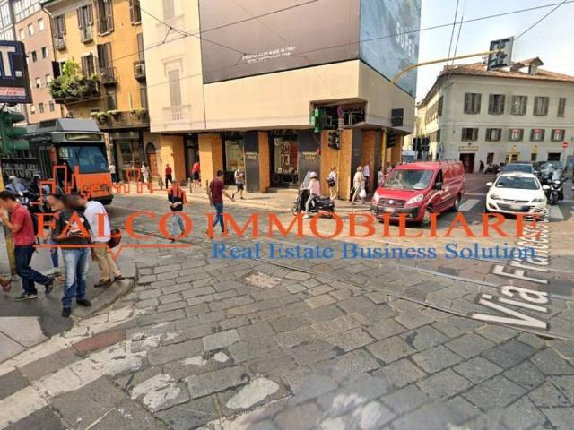 Locale Commerciale in affitto a Vigentina, Milano