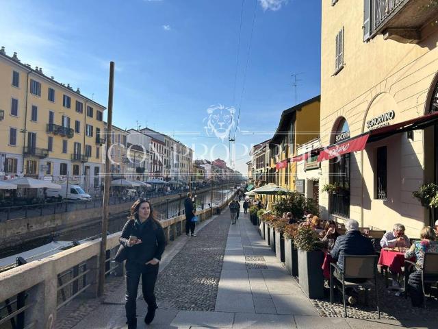 Locale Commerciale in affitto a Municipio 6, Milano