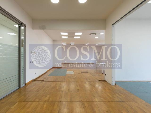 Locale Commerciale in affitto a Municipio 5, Milano