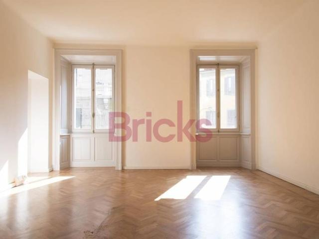 Locale Commerciale in affitto a Municipio 1, Milano